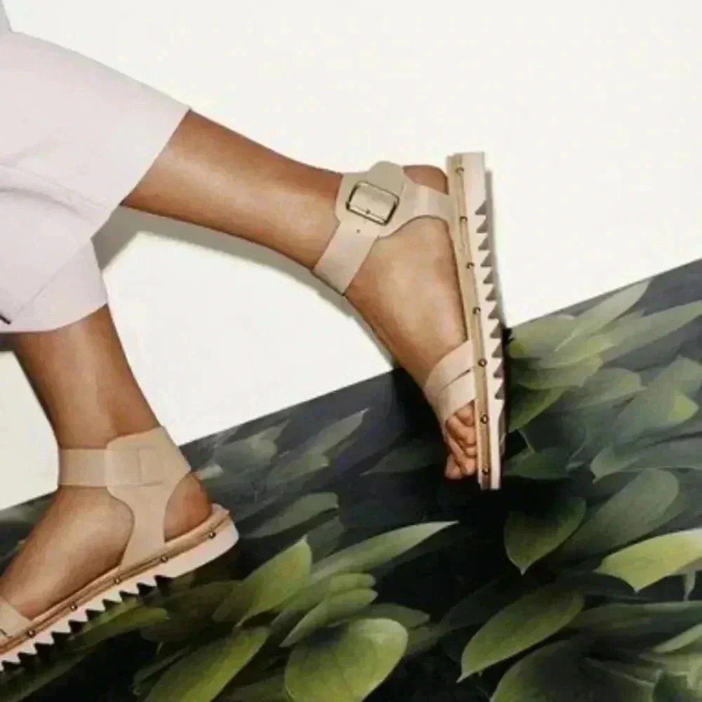 ATTILIO GIUSTI LEOMBRUNI NATURAL STUDDED SANDAL